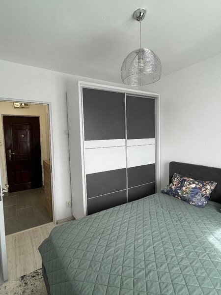 Piata Sudului, Racovita, proaspat renovat, mobilat